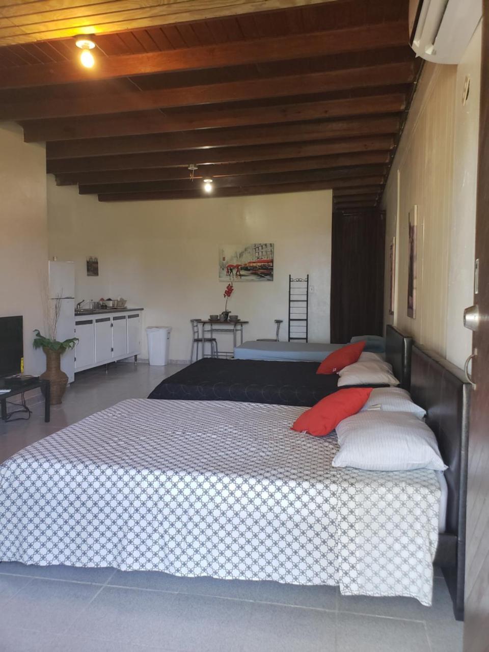 Jardin Del Mar Guesthouse 아티요 외부 사진